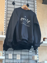 Charger l'image dans la galerie, Accessoire - Official Crewneck Rose & Lye