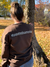 Charger l'image dans la galerie, Accessoire - Official Crewneck Rose & Lye brun chocolat